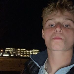 Meet your Posher, Jackson